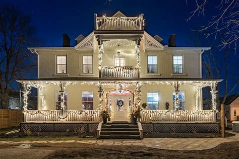 LAKEHURST ESTATE (Cobourg, Ontario) - Hotel Reviews, Photos, Rate ...