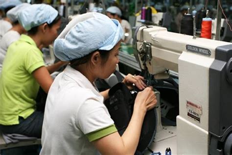 தமிழ்நாட்டுக்கு வர துடிக்கும் உலகின் மிகப்பெரிய காலணி நிறுவனம் Pou Chen ...