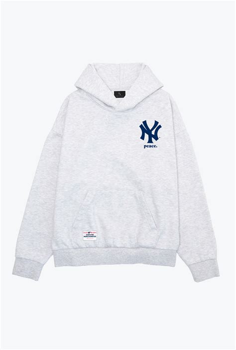 New York Yankees SuperHeavy™️ Hoodie - Ash | Sweatshirts, Hoodies, New ...