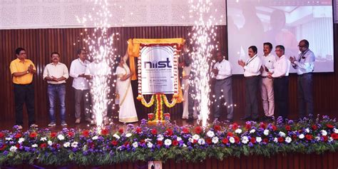 NIIST Logo unveiling ceremony by Dr. (Mrs.) N. Kalaiselvi | CSIR ...
