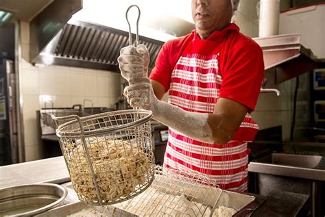 More Than Just Fried Chicken: These BTS Steps Involved In Making KFC ...