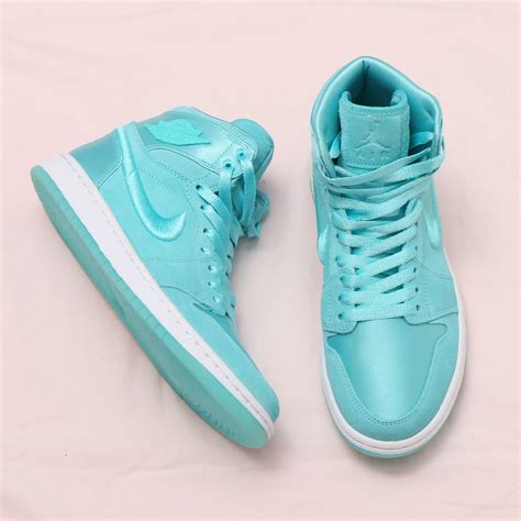 JORDAN BRAND WMNS AIR JORDAN 1 RET HIGH SOH SILT RED/WHITE-METALLIC ...