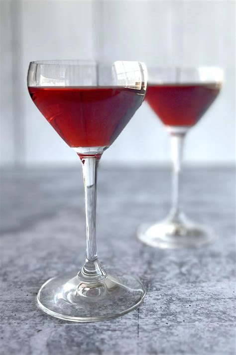 14 Red Wine Cocktail Recipes to Try Tonight – Mix That Drink