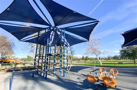 Van Nuys-Sherman Oaks Park Recreation Center Playground - RecWest ...