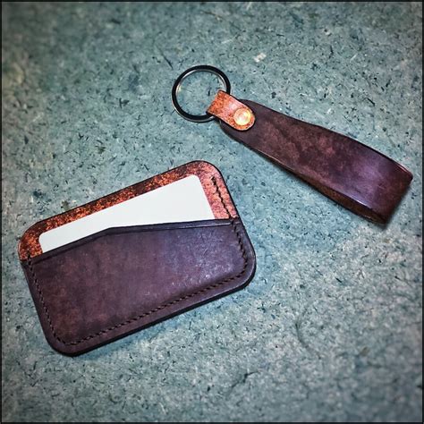 Lujoso HANDMADE english leather minimalist wallet y juego de llaveros ...