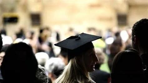 留学意大利必看：马兰欧尼学院毕业证、学位证办理流程 | PPT