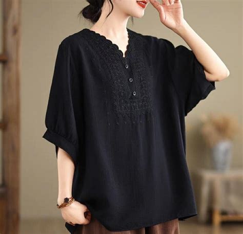 WOMEN ZARU COTTON EMBROIDERED TOP – ELEZIO