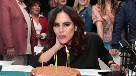 15 Astonishing Facts About Rossana San Juan