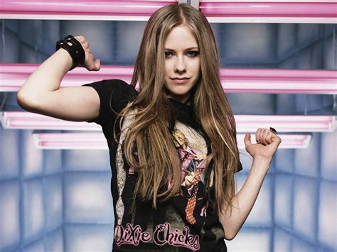 Avril Lavigne Hot Photo wallpaper | celebrities | Wallpaper Better