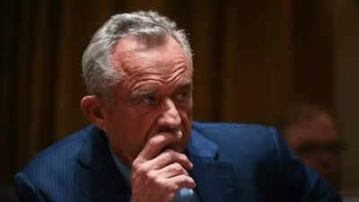 RFK Jr. backtracks after embarrassing measles comment; Where do the ...