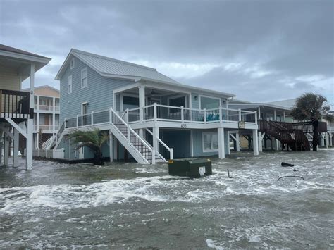 Hurricane Ian floods Ocean Isle, including homes at center of NC debate