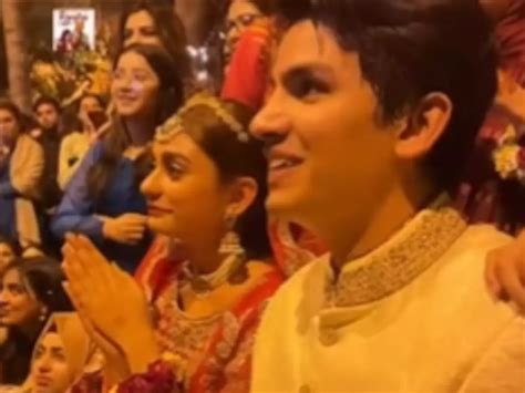 University In Lahore Celebrates A Fake Wedding Annually