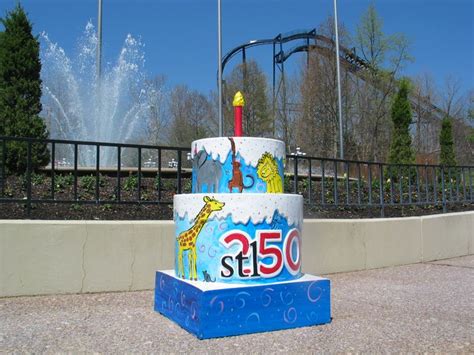 Cake Six Flags 的图像结果