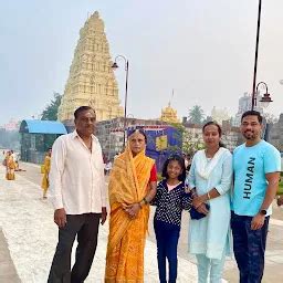 Srisailam Devasthanam Cloak Room luggage counter - Hindu temple ...