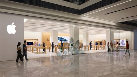 Apple Koregaon Park opens to customers this Thursday, September 4, in ...