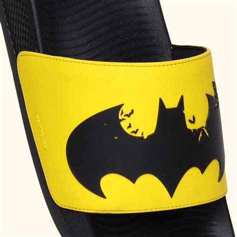 Batman 003 Sliders for Men – YOHO LIFESTYLE