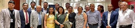 Meenakashi Lekhi Interacts With Indian Diaspora In Ecuador | Indian ...