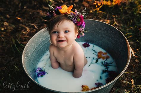 #milkbath #baby #babyphotography #6month #photography #baby | Milk bath photography, Baby ...