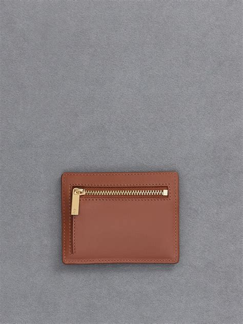 Page 2 | Women's Wallets | Shop Exclusive Styles | CHARLES & KEITH IN