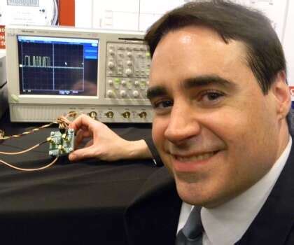 ISSCC: Pictures from a silicon exhibition - EE Times