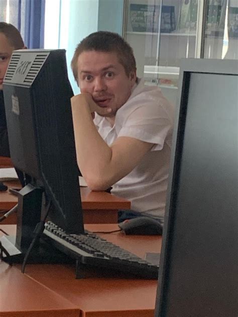 Computer Camera Man Meme 的图像结果