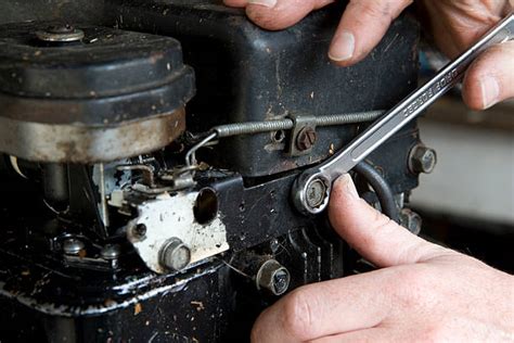 Small Engine Repair Basics 的图像结果