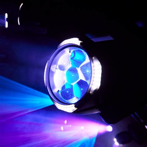 Cameo AZOR® W2 | Wash Moving Heads | Cameo