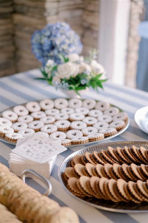44 Creative Wedding Dessert Bar Ideas
