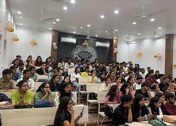 3 Best Coaching Classes in Varanasi - Expert Recommendations