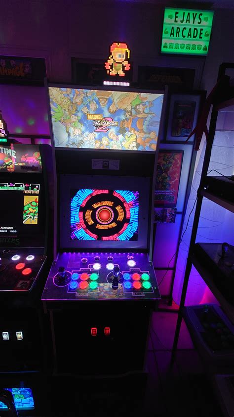 The arcade so far and the other angles of Big Blue MVC2 : r/Arcade1Up