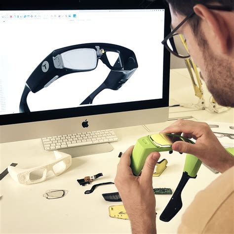 Augmented Reality Devices 的图像结果