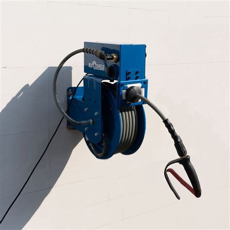 BluShield HumpBack Hose Reel with Built-in 1500 PSI Pressure Washer ...