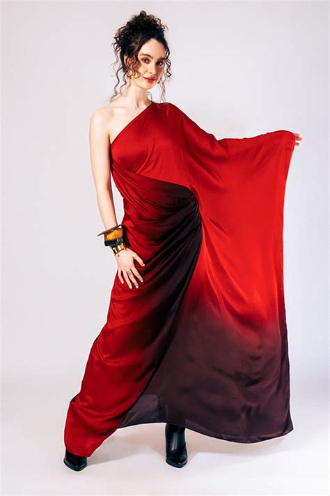 Burning Crimson Dress – Aroka