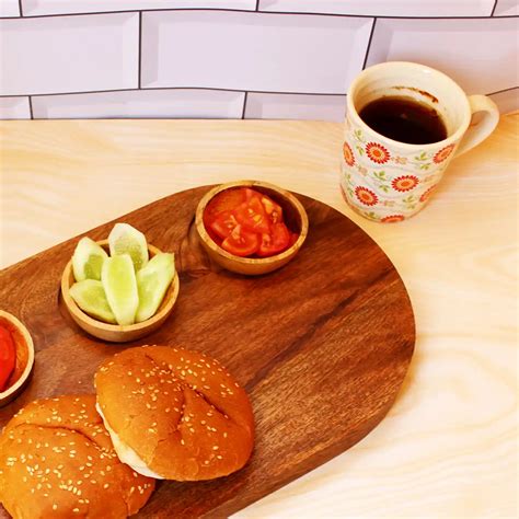 Monstera Hut: Luxuries Cushion Cover & Tray | Copper water bottle