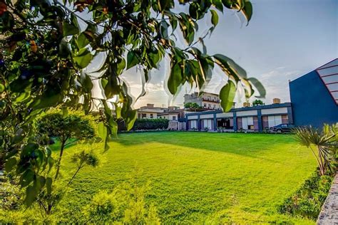 LRC HOTEL & BANQUET (Chandigarh/Zirakpur) - Specialty Hotel Reviews ...