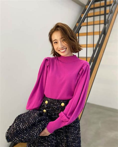 冨張愛さんのインスタグラム写真 - (冨張愛Instagram)「秋服が1番好き🍇 Hair make @ryo0603」8月16日 19時 ...