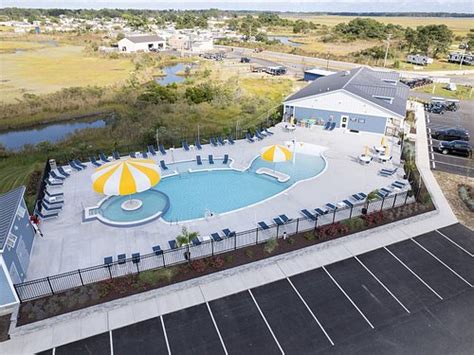 CHINCOTEAGUE BAY RV RESORT & COTTAGES - Campground Reviews, Photos ...