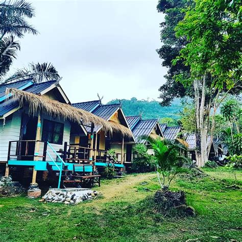 BAY YARD HUT (Ko Chang Tai) - Inn Reviews & Photos - Tripadvisor