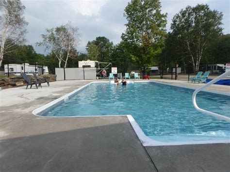 BEAR RIDGE CAMPGROUND & COTTAGES (Coe Hill) - Campground Reviews ...