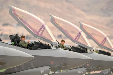 How Can The US F-35 Lightning II Airframe Endure 24,000 Flight Hours Or ...