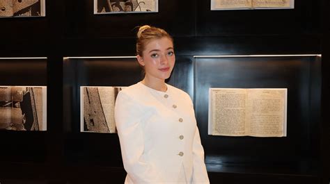 "You could tell Bianca was uncomfortable"— Riley Mae Lewis speaks on Kanye West's Grammy moment ...