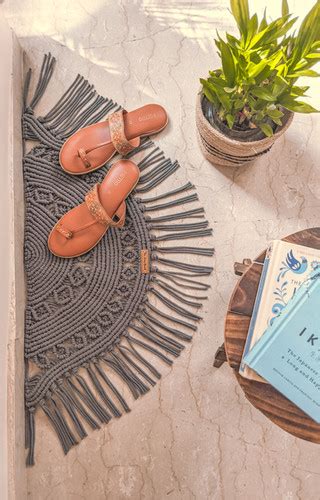 Half Moon Rug - Dove Grey | Karighar