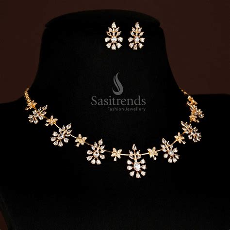 Guaranteed Micro Gold Plated White AD Floral Star Necklace – Sasitrends