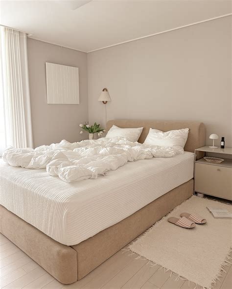 23+ Gorgeous Light Bedroom Color Ideas (2025) - DrExplains