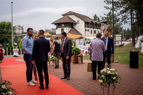 Vesti . Zlatiborci svečano proslavili 130 godina turizma