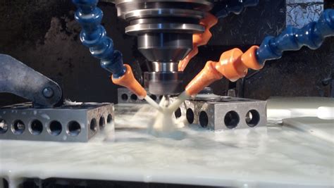 Machining 的图像结果