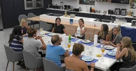 Marcos la pifió fuerte delante de todos y su inocente pregunta detonó ...