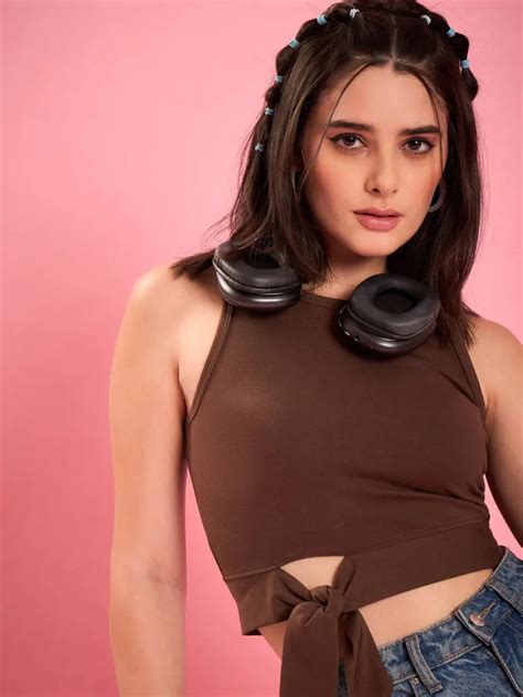 Brown Crop Top with Tie Detail - Winered – WineRed