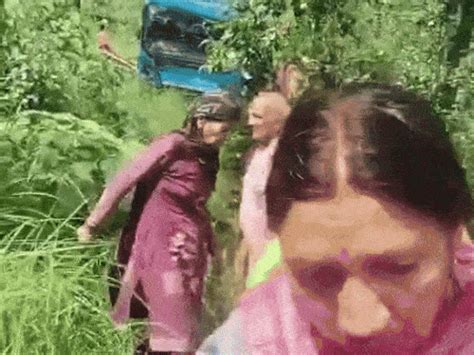 5 dead after bus falls into gorge in Himachal's Mandi: 35 passengers ...