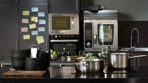 Local Restaurants Kitchen 的图像结果